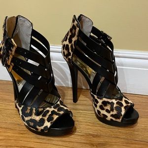 Never worn Michael Kors heels